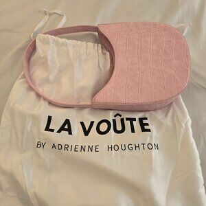Pink shoulder bag (LA VOÛTE by Adrienne Houghton)